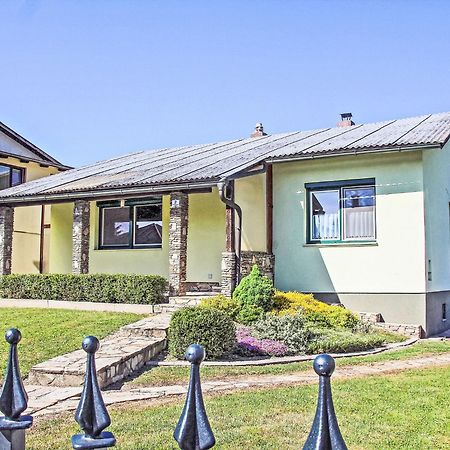 Holiday Home Romy By Interhome Mannsdorf an der Donau Luaran gambar