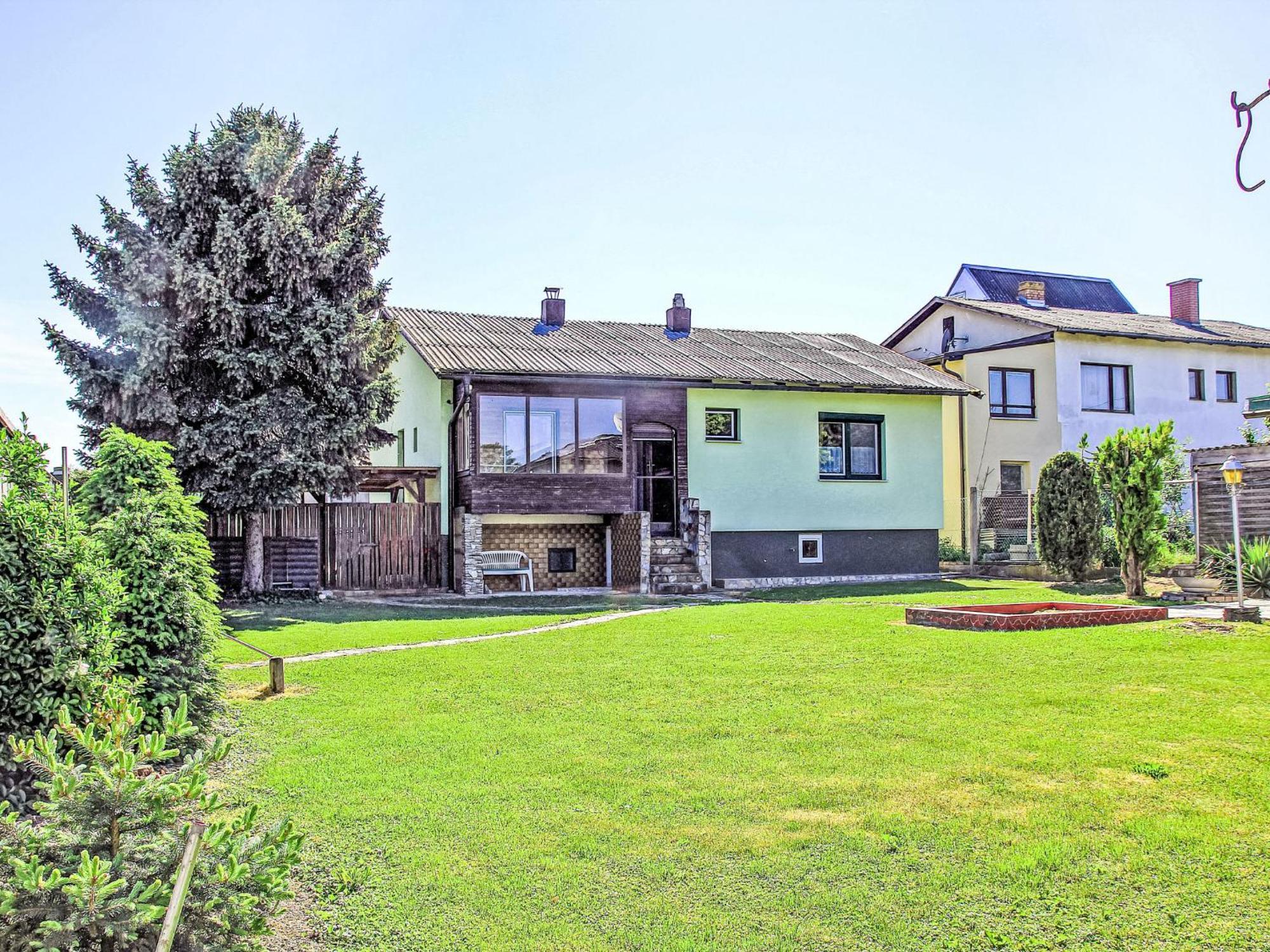 Holiday Home Romy By Interhome Mannsdorf an der Donau Luaran gambar
